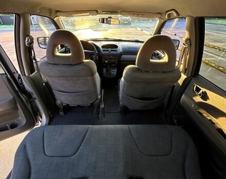 Серый Мицубиси Спейс Вагон, объемом двигателя 2 л и пробегом 394 тыс. км за 4500 $, фото 5 на Automoto.ua