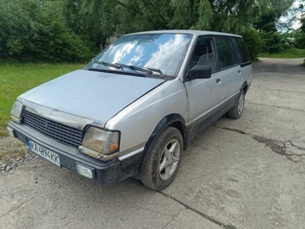 Мицубиси Спейс Вагон 1988 в Борисполе на Automoto.ua Серый Мицубиси Спейс Вагон, объемом двигателя 2 л и пробегом 280 тыс. км за 800 $, фото 1 на Automoto.ua