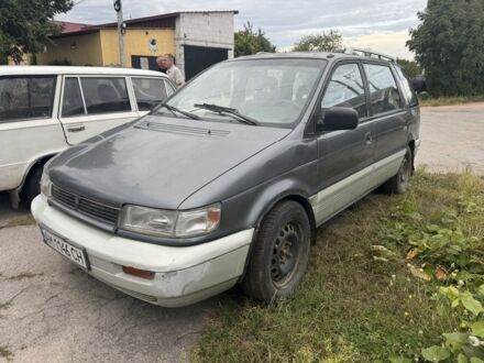 Мицубиси Спейс Вагон 1993 в Житомире на Automoto.ua Серый Мицубиси Спейс Вагон, объемом двигателя 2 л и пробегом 300 тыс. км за 725 $, фото 1 на Automoto.ua