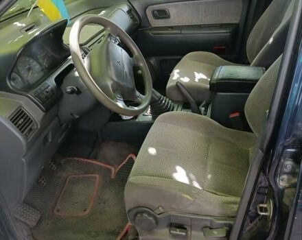 Мицубиси Спейс Вагон 2000 в Тальном на Automoto.ua Синий Мицубиси Спейс Вагон, объемом двигателя 2 л и пробегом 302 тыс. км за 1700 $, фото 3 на Automoto.ua
