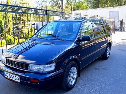 Міцубісі Спейс Вагон 1994 у Дніпро (Дніпропетровську) на Automoto.ua Синій Міцубісі Спейс Вагон, об'ємом двигуна 2 л та пробігом 247 тис. км за 2450 $, фото 1 на Automoto.ua