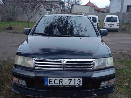 Синий Мицубиси Спейс Вагон, объемом двигателя 2.4 л и пробегом 1 тыс. км за 1500 $, фото 1 на Automoto.ua