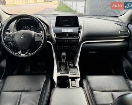 Белый Мицубиси Eclipse Cross, объемом двигателя 1.5 л и пробегом 67 тыс. км за 14400 $, фото 58 на Automoto.ua