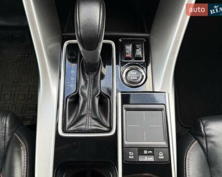 Белый Мицубиси Eclipse Cross, объемом двигателя 1.5 л и пробегом 67 тыс. км за 14400 $, фото 66 на Automoto.ua