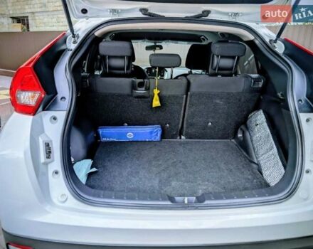 Білий Міцубісі Eclipse Cross, об'ємом двигуна 1.5 л та пробігом 140 тис. км за 14000 $, фото 19 на Automoto.ua