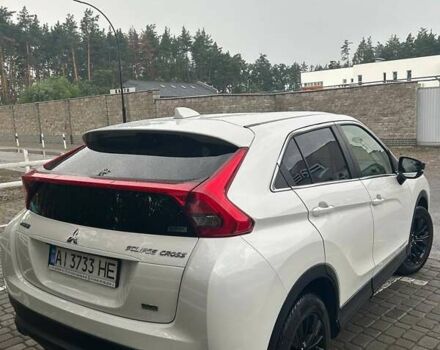 Белый Мицубиси Eclipse Cross, объемом двигателя 1.5 л и пробегом 95 тыс. км за 16900 $, фото 2 на Automoto.ua