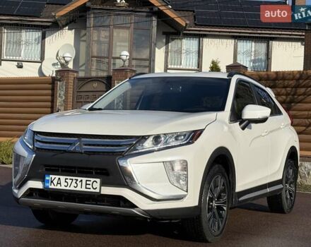 Белый Мицубиси Eclipse Cross, объемом двигателя 1.5 л и пробегом 67 тыс. км за 14400 $, фото 2 на Automoto.ua