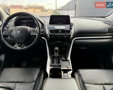 Белый Мицубиси Eclipse Cross, объемом двигателя 1.5 л и пробегом 67 тыс. км за 14400 $, фото 60 на Automoto.ua