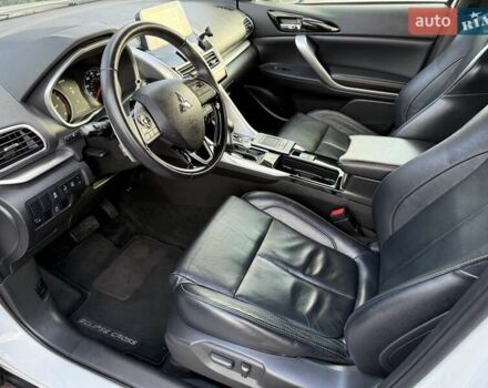 Белый Мицубиси Eclipse Cross, объемом двигателя 1.5 л и пробегом 67 тыс. км за 14400 $, фото 38 на Automoto.ua