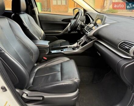 Белый Мицубиси Eclipse Cross, объемом двигателя 1.5 л и пробегом 67 тыс. км за 14400 $, фото 50 на Automoto.ua