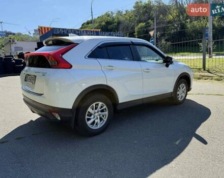 Білий Міцубісі Eclipse Cross, об'ємом двигуна 1.5 л та пробігом 91 тис. км за 16000 $, фото 7 на Automoto.ua
