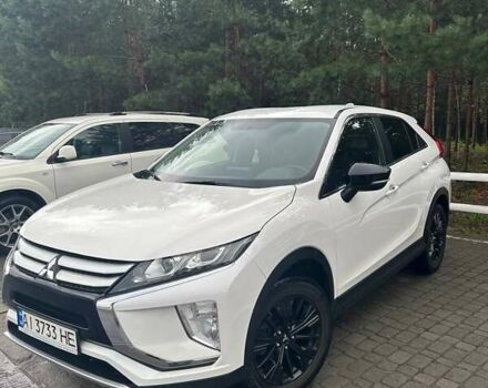 Белый Мицубиси Eclipse Cross, объемом двигателя 1.5 л и пробегом 95 тыс. км за 16900 $, фото 3 на Automoto.ua