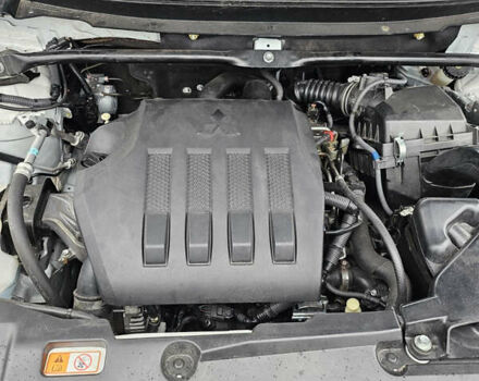 Белый Мицубиси Eclipse Cross, объемом двигателя 1.5 л и пробегом 187 тыс. км за 13999 $, фото 11 на Automoto.ua