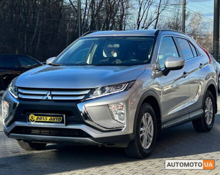Белый Мицубиси Eclipse Cross, объемом двигателя 1.5 л и пробегом 45 тыс. км за 18999 $, фото 2 на Automoto.ua