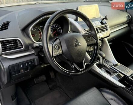 Белый Мицубиси Eclipse Cross, объемом двигателя 1.5 л и пробегом 67 тыс. км за 14400 $, фото 41 на Automoto.ua