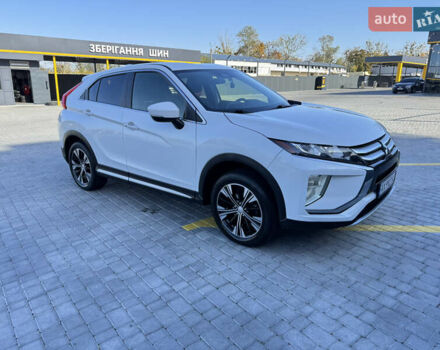 Белый Мицубиси Eclipse Cross, объемом двигателя 1.5 л и пробегом 55 тыс. км за 19300 $, фото 33 на Automoto.ua