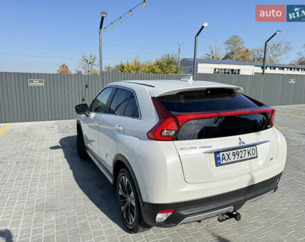 Белый Мицубиси Eclipse Cross, объемом двигателя 1.5 л и пробегом 55 тыс. км за 19300 $, фото 4 на Automoto.ua