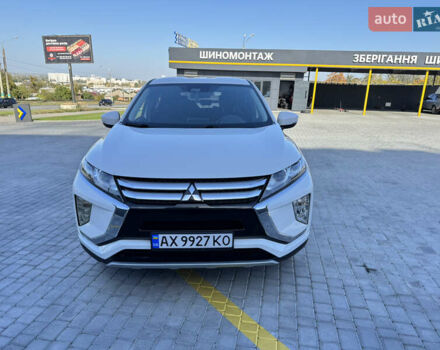 Белый Мицубиси Eclipse Cross, объемом двигателя 1.5 л и пробегом 55 тыс. км за 19300 $, фото 31 на Automoto.ua