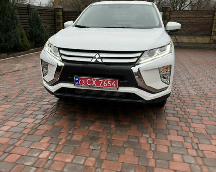 Белый Мицубиси Eclipse Cross, объемом двигателя 0 л и пробегом 32 тыс. км за 16800 $, фото 38 на Automoto.ua