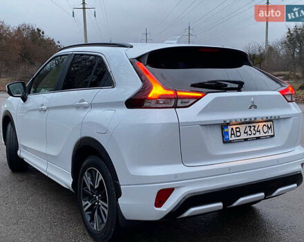 Белый Мицубиси Eclipse Cross, объемом двигателя 1.5 л и пробегом 47 тыс. км за 21200 $, фото 6 на Automoto.ua