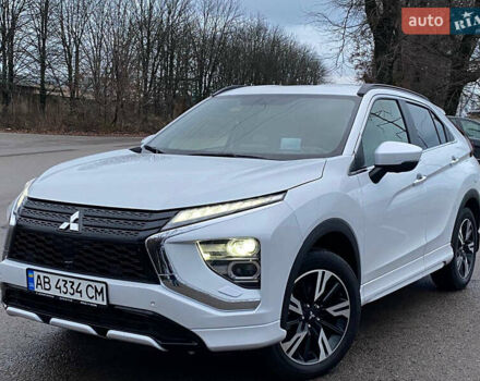 Белый Мицубиси Eclipse Cross, объемом двигателя 1.5 л и пробегом 47 тыс. км за 21200 $, фото 1 на Automoto.ua