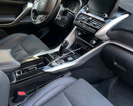 Білий Міцубісі Eclipse Cross, об'ємом двигуна 2.36 л та пробігом 49 тис. км за 30900 $, фото 21 на Automoto.ua