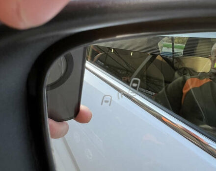 Білий Міцубісі Eclipse Cross, об'ємом двигуна 2.36 л та пробігом 49 тис. км за 30900 $, фото 20 на Automoto.ua