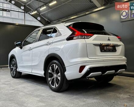 Белый Мицубиси Eclipse Cross, объемом двигателя 2 л и пробегом 96 тыс. км за 23500 $, фото 13 на Automoto.ua