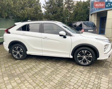 Белый Мицубиси Eclipse Cross, объемом двигателя 2 л и пробегом 43 тыс. км за 22500 $, фото 8 на Automoto.ua