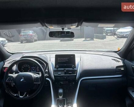 Белый Мицубиси Eclipse Cross, объемом двигателя 2 л и пробегом 42 тыс. км за 24500 $, фото 11 на Automoto.ua