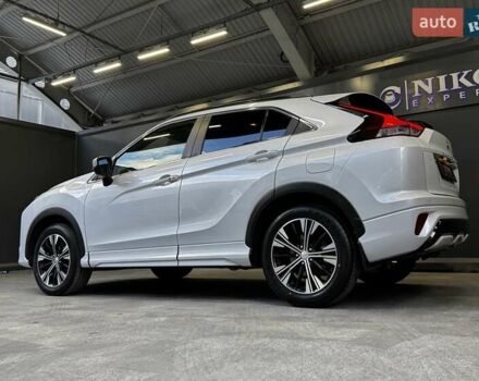 Белый Мицубиси Eclipse Cross, объемом двигателя 2 л и пробегом 96 тыс. км за 23500 $, фото 9 на Automoto.ua