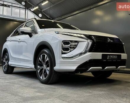 Белый Мицубиси Eclipse Cross, объемом двигателя 2 л и пробегом 96 тыс. км за 23500 $, фото 25 на Automoto.ua