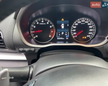 Белый Мицубиси Eclipse Cross, объемом двигателя 2 л и пробегом 43 тыс. км за 22500 $, фото 14 на Automoto.ua