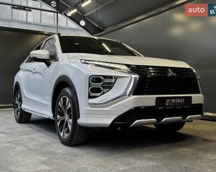 Белый Мицубиси Eclipse Cross, объемом двигателя 2 л и пробегом 96 тыс. км за 23500 $, фото 33 на Automoto.ua