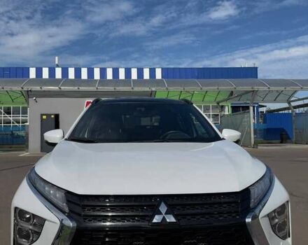 Белый Мицубиси Eclipse Cross, объемом двигателя 1.5 л и пробегом 31 тыс. км за 30500 $, фото 2 на Automoto.ua