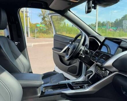 Белый Мицубиси Eclipse Cross, объемом двигателя 1.5 л и пробегом 31 тыс. км за 30500 $, фото 33 на Automoto.ua