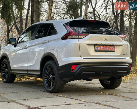 Белый Мицубиси Eclipse Cross, объемом двигателя 1.5 л и пробегом 72 тыс. км за 19999 $, фото 11 на Automoto.ua
