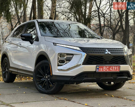 Білий Міцубісі Eclipse Cross, об'ємом двигуна 1.5 л та пробігом 72 тис. км за 22000 $, фото 8 на Automoto.ua