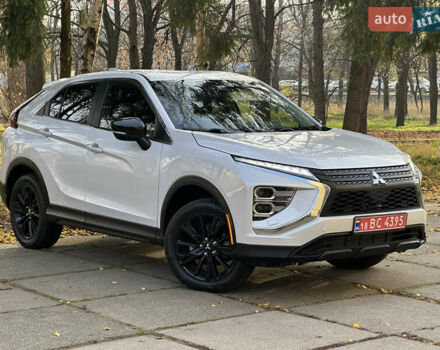 Білий Міцубісі Eclipse Cross, об'ємом двигуна 1.5 л та пробігом 72 тис. км за 22000 $, фото 7 на Automoto.ua
