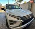 Белый Мицубиси Eclipse Cross, объемом двигателя 1.5 л и пробегом 5 тыс. км за 30800 $, фото 1 на Automoto.ua