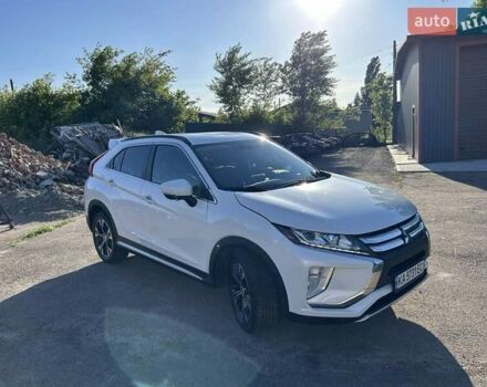 Белый Мицубиси Eclipse Cross, объемом двигателя 1.5 л и пробегом 65 тыс. км за 19000 $, фото 1 на Automoto.ua
