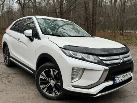 Міцубісі Eclipse Cross 2018 у Львові на Automoto.ua Білий Міцубісі Eclipse Cross, об'ємом двигуна 1.5 л та пробігом 89 тис. км за 14500 $, фото 1 на Automoto.ua
