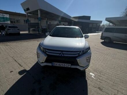 Білий Міцубісі Eclipse Cross, об'ємом двигуна 1.5 л та пробігом 82 тис. км за 15500 $, фото 1 на Automoto.ua