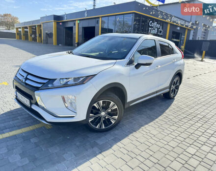 Белый Мицубиси Eclipse Cross, объемом двигателя 1.5 л и пробегом 55 тыс. км за 19300 $, фото 1 на Automoto.ua
