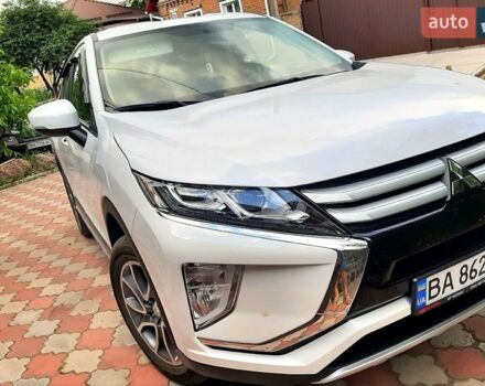 Белый Мицубиси Eclipse Cross, объемом двигателя 1.5 л и пробегом 116 тыс. км за 18500 $, фото 1 на Automoto.ua