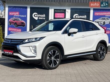 Белый Мицубиси Eclipse Cross, объемом двигателя 1.5 л и пробегом 62 тыс. км за 19800 $, фото 1 на Automoto.ua