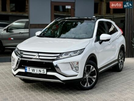 Білий Міцубісі Eclipse Cross, об'ємом двигуна 1.5 л та пробігом 50 тис. км за 19900 $, фото 1 на Automoto.ua