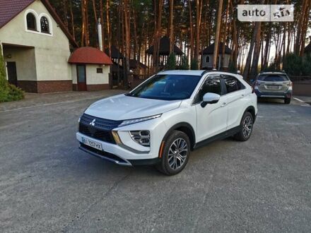 Білий Міцубісі Eclipse Cross, об'ємом двигуна 1.5 л та пробігом 37 тис. км за 25200 $, фото 1 на Automoto.ua