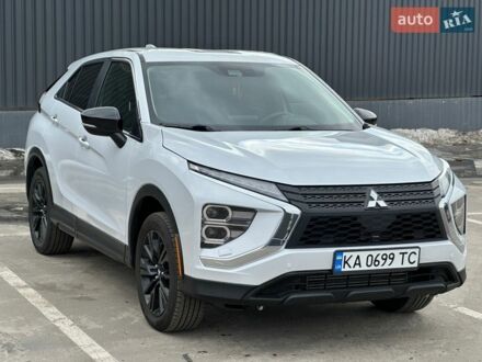 Белый Мицубиси Eclipse Cross, объемом двигателя 1.5 л и пробегом 79 тыс. км за 20999 $, фото 1 на Automoto.ua