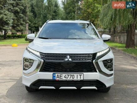 Белый Мицубиси Eclipse Cross, объемом двигателя 2 л и пробегом 12 тыс. км за 25999 $, фото 1 на Automoto.ua